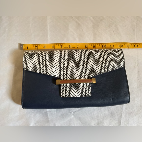 Vince Camuto Julia Genuine Leather Large Clutch - Picture 1 of 15